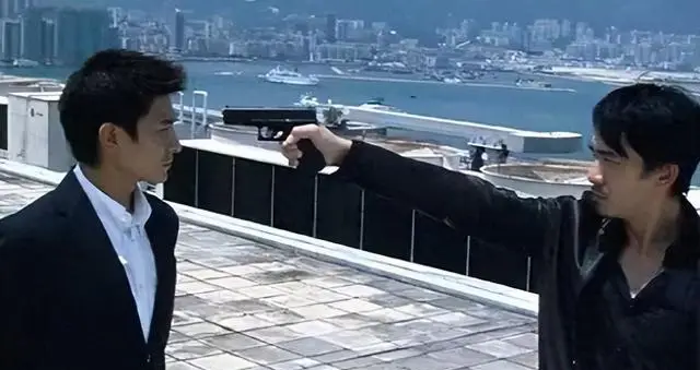 《无间道》警务架构被解构为县级扫黑案件 现场图